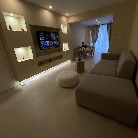 Cozy Apartment Matijas With Private Parking And Terrace สปลิท ภายนอก รูปภาพ